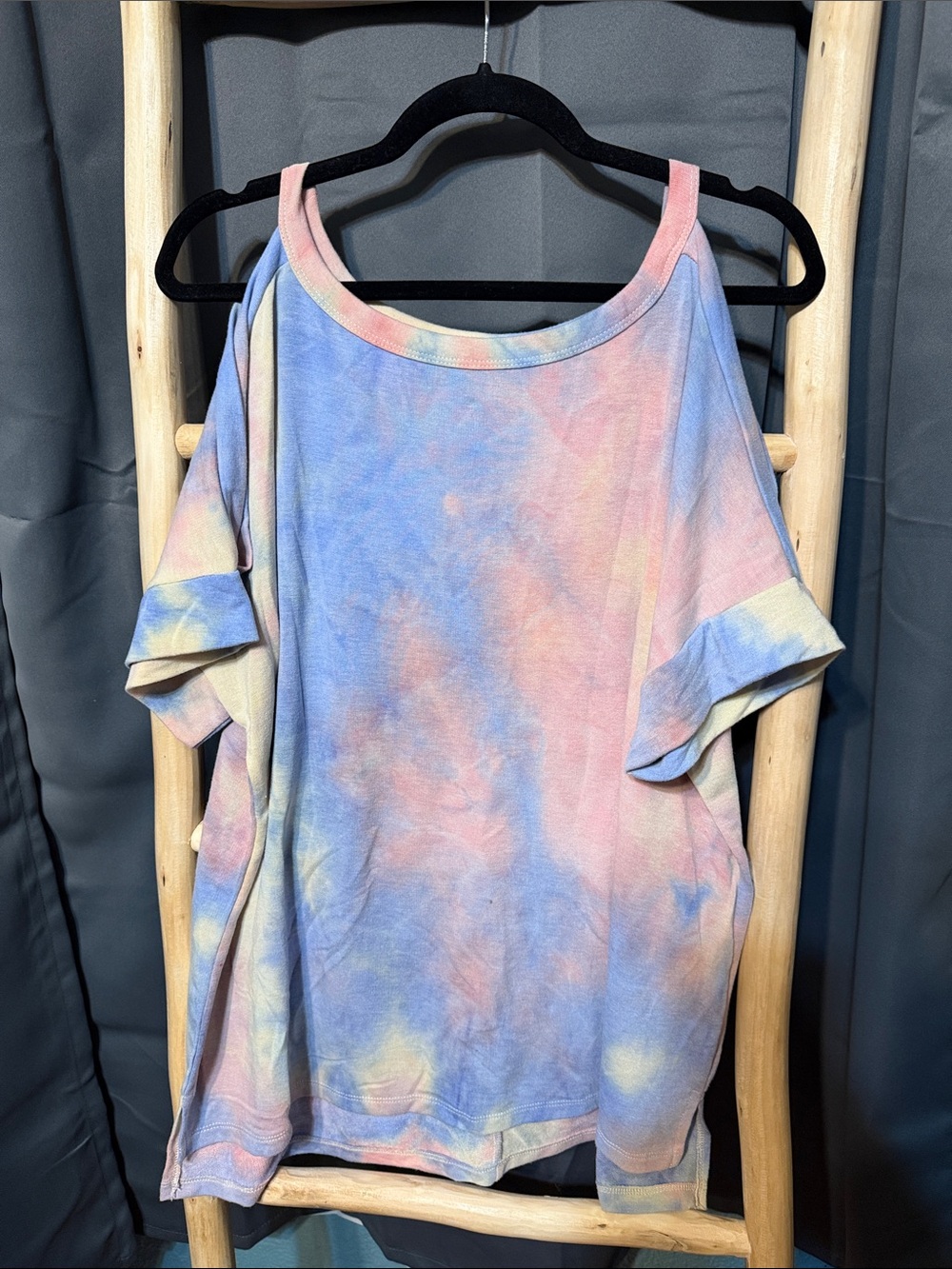 ODDY Pastel Tie-Dye Cold Shoulder Tee in Pink, Blue & Yellow